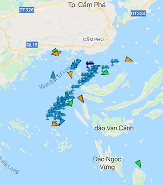 SHIP REPAIR IN CAM PHA, VIETNAM